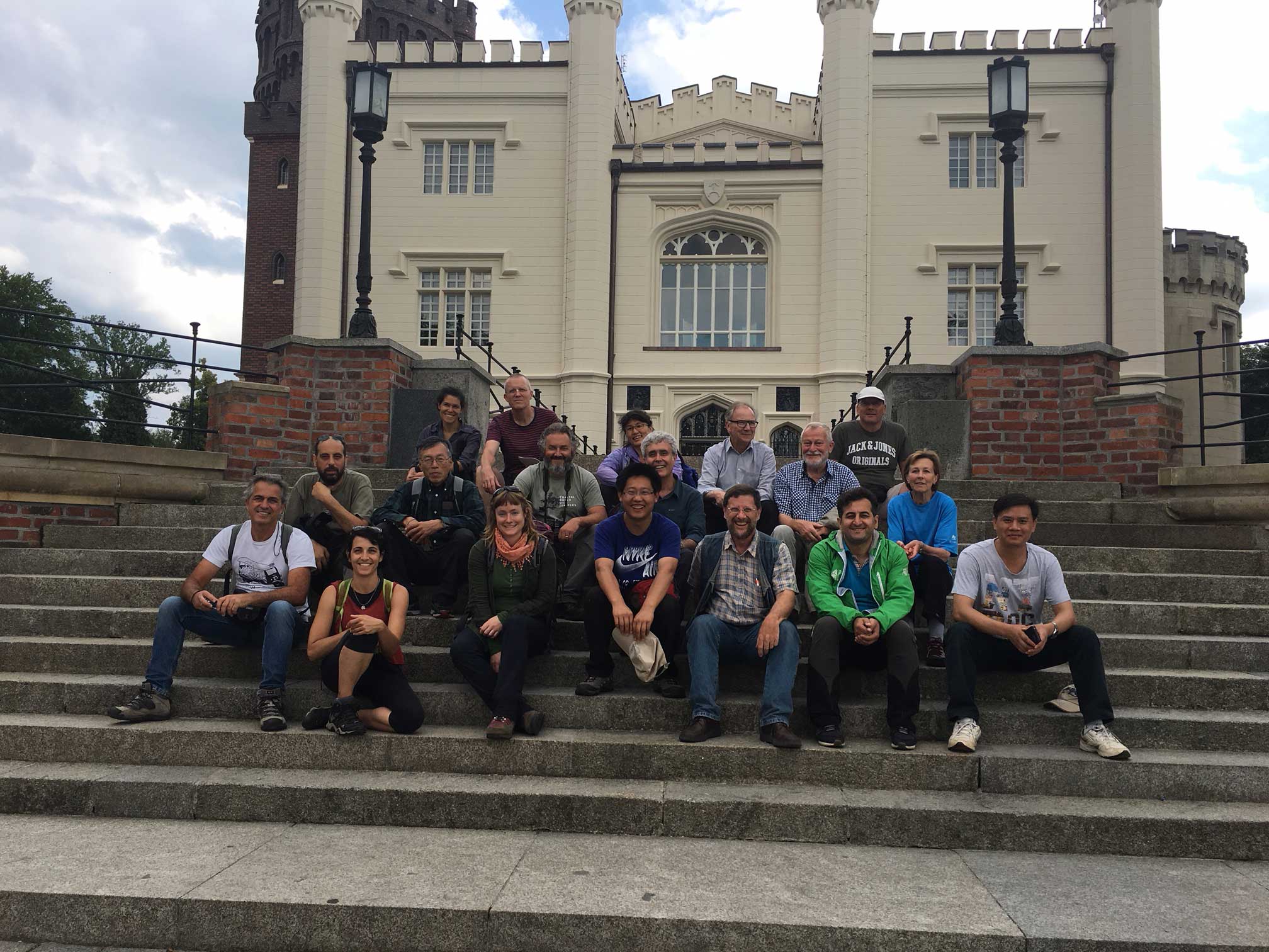 Participants in fron of the Kórnik castle