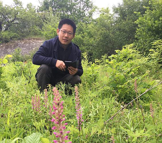 Yi-Gang Song at Mt Vully (Switzerland)