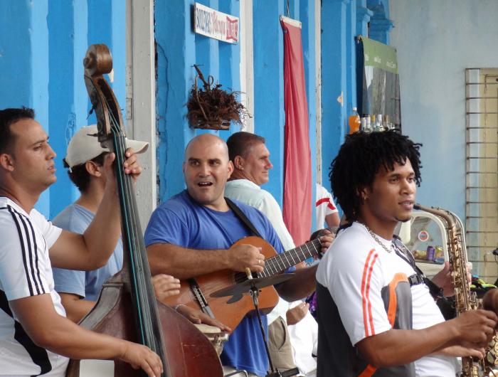 Live music in Viñales, Cuba.